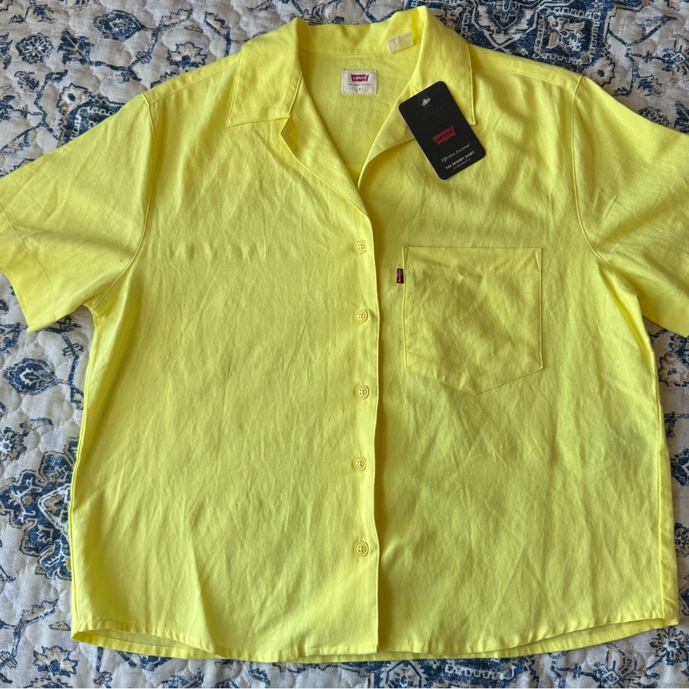 Levi's Yellow Button-Up Shirt (Women’s size S)